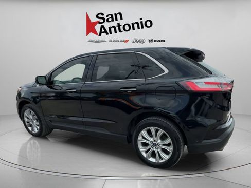 Used 2020 Ford Edge Titanium w/ Equipment Group 301A AWD/4WD image 10