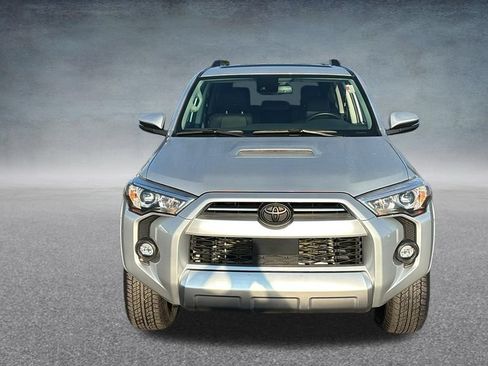 Used 2023 Toyota 4Runner TRD Off-Road Premium w/ Moonroof Package AWD/4WD image 8