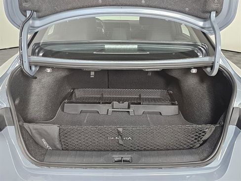 New 2026 Nissan Sentra SR w/ Floor Mat Package image 19