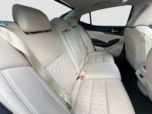 Used 2021 Nissan Maxima Platinum w/ Sport Mat Group image 27