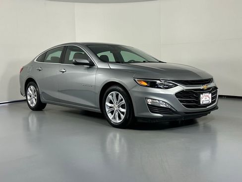Used 2023 Chevrolet Malibu LT image 1