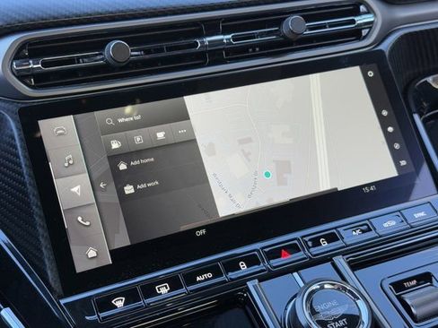 New 2025 Aston Martin V8 Vantage Coupe image 26