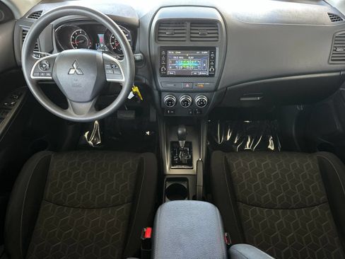 Used 2025 Mitsubishi Outlander Sport ES AWD/4WD image 12