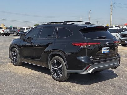 Used 2022 Toyota Highlander XSE