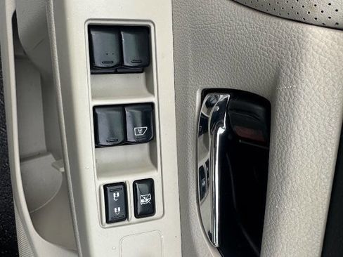 Used 2013 Subaru Impreza 2.0i Limited image 20