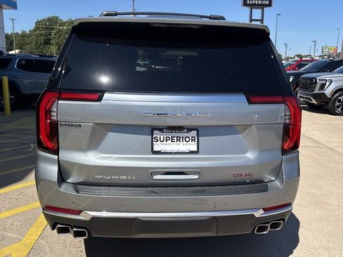 New 2026 GMC Yukon Denali w/ Denali Reserve Package AWD/4WD image 4