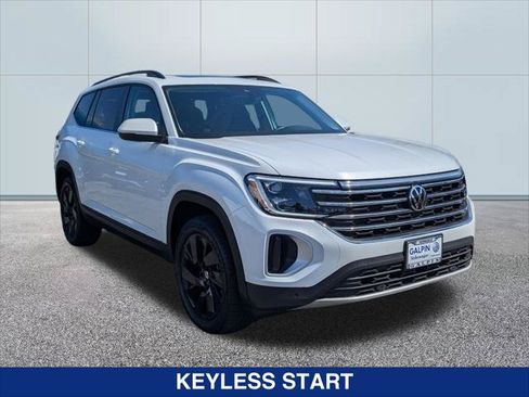 Certified 2026 Volkswagen Atlas SE w/ Panoramic Sunroof Package FWD image 7
