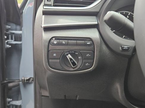 Used 2022 INFINITI QX50 Luxe image 19