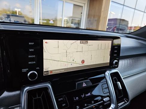 Used 2022 Kia Sorento SX Prestige w/ Panoramic Sunroof Package AWD/4WD image 26