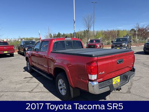 Used 2017 Toyota Tacoma SR5 w/ Tow Package AWD/4WD image 8