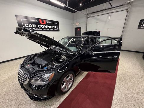 Used 2014 Mercedes-Benz E 350 4MATIC Sedan image 46