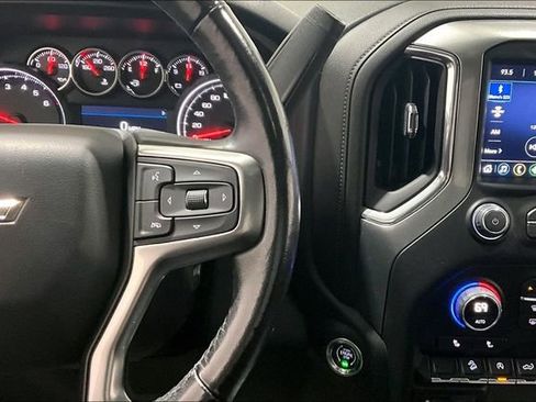 Used 2020 Chevrolet Silverado 1500 LT Trail Boss image 13