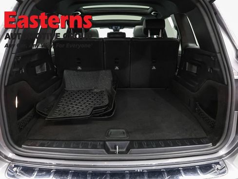 Used 2021 Mercedes-Benz GLB 250 4MATIC image 9