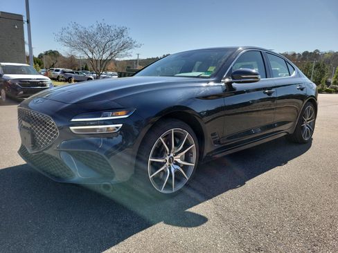 Used 2024 Genesis G70 2.5T image 24