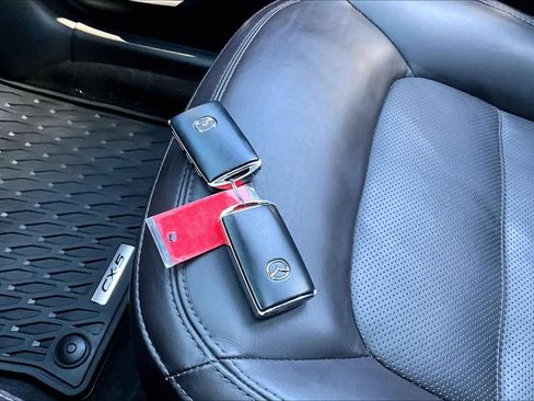 Used 2021 MAZDA CX-5 Signature image 15