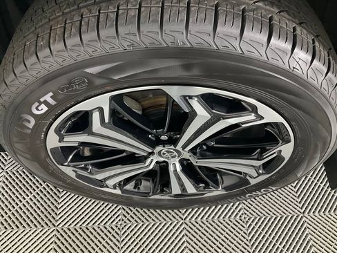 Used 2024 Toyota RAV4 XSE image 10