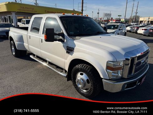 Used 2010 Ford F350 Lariat image 1