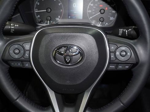 Used 2024 Toyota Corolla SE FWD image 16