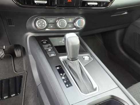 Certified 2025 Nissan Kicks S image 11