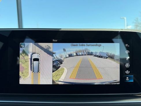 Certified 2023 Mercedes-Benz GLS 450 4MATIC image 21