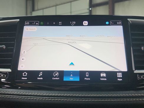 Used 2023 Chrysler Pacifica Limited FWD image 30
