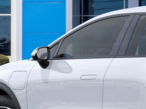 New 2026 Chevrolet Equinox EV LT image 48