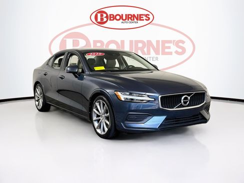 Used 2020 Volvo S60 T6 Momentum w/ Protection Package AWD/4WD image 1