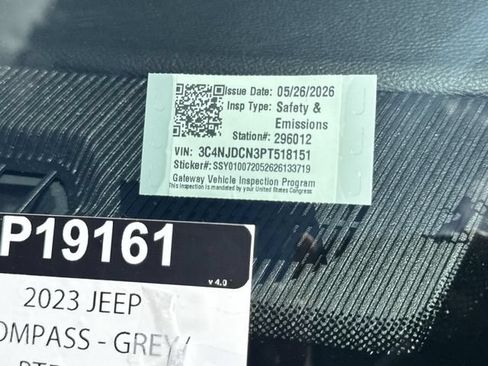 Used 2023 Jeep Compass Limited AWD/4WD image 32
