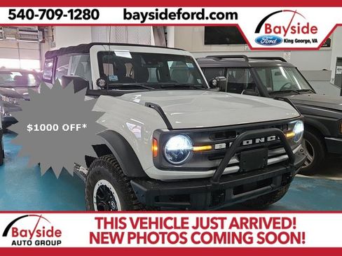 Used 2021 Ford Bronco Big Bend w/ Sasquatch Package image 1