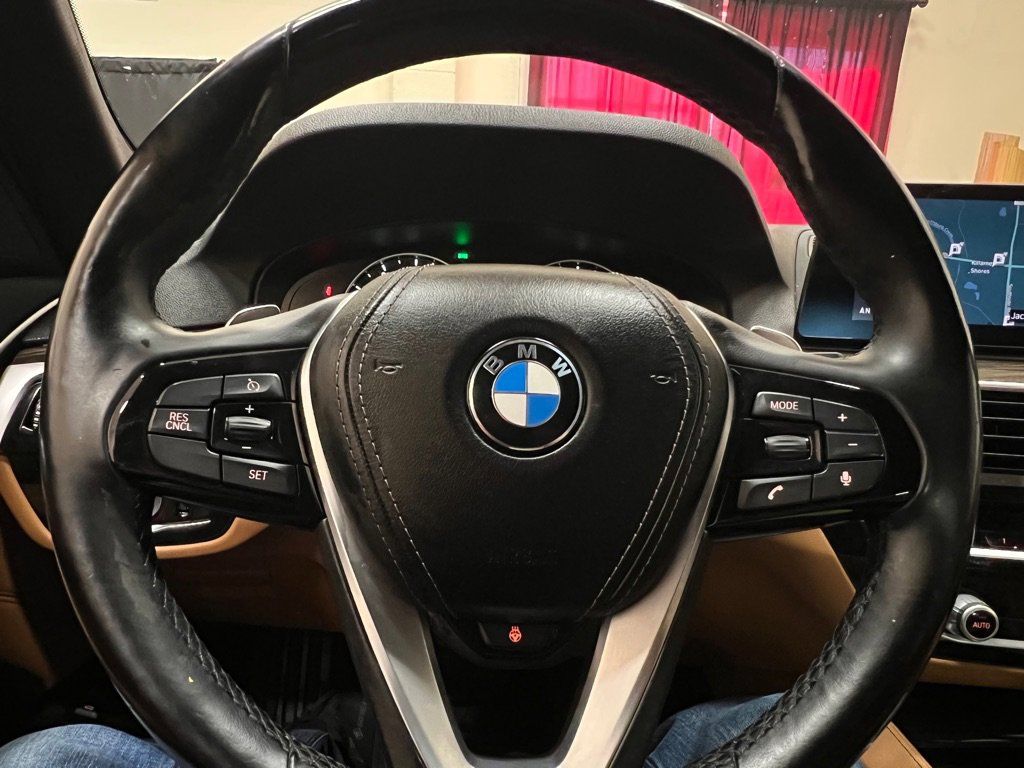 Used 2019 BMW 540i xDrive w/ Premium Package AWD/4WD image 18