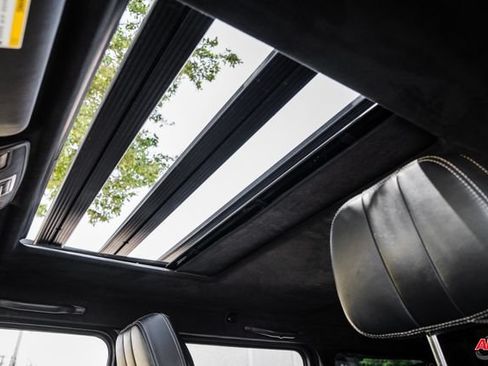 Used 2014 Mercedes-Benz G 63 AMG 4MATIC image 25