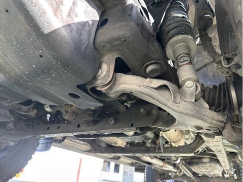 Used 2005 Toyota Tundra Limited image 38