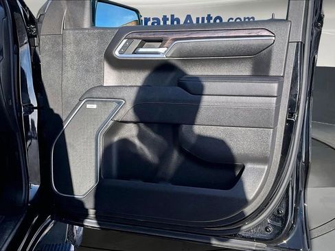 Used 2023 Chevrolet Silverado 1500 LTZ image 30