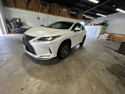 Used 2022 Lexus RX 350 FWD w/ Premium Package image 2