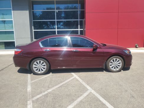 Used 2014 Honda Accord EX image 7