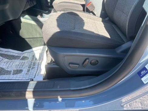 New 2025 Ford Maverick XLT w/ XLT Luxury Package image 17