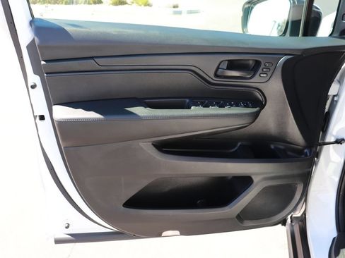 Used 2022 Honda Odyssey EX-L image 9