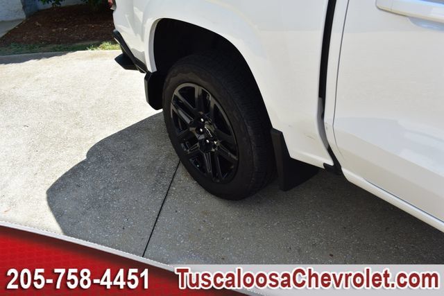 Used 2025 Chevrolet Colorado Z71 w/ Technology Package AWD/4WD image 15