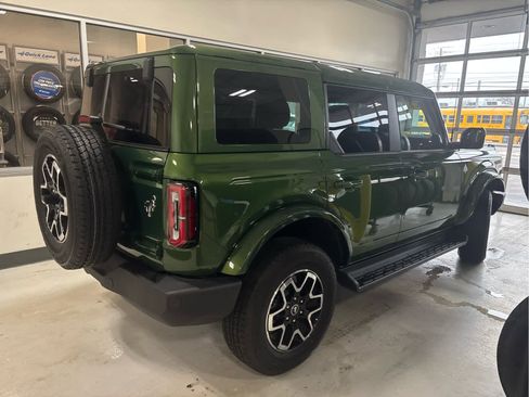 Used 2025 Ford Bronco Outer Banks image 10