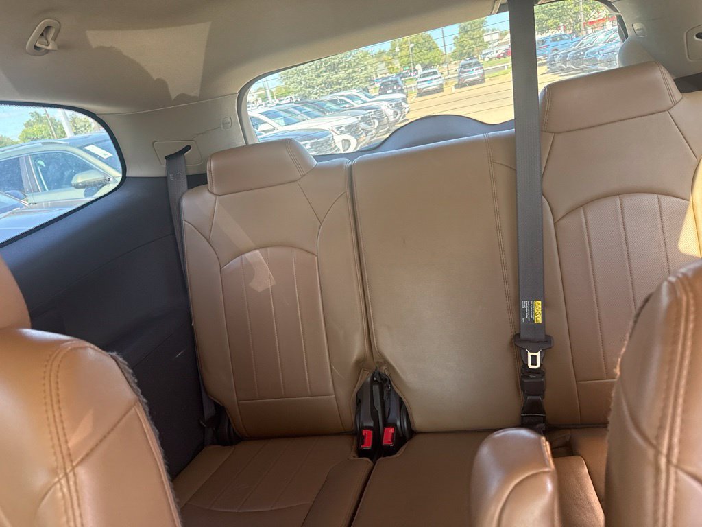 Used 2015 Buick Enclave Leather FWD image 11