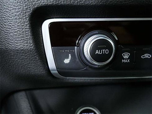 Used 2023 Audi Q3 2.0T Premium Plus w/ Premium Plus Package image 21