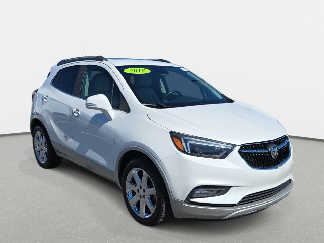 Used 2018 Buick Encore Essence w/ Experience Buick Package FWD image 3