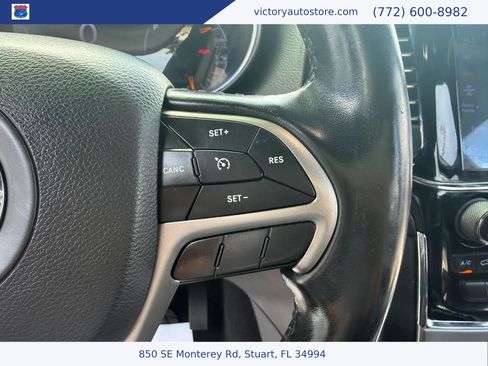 Used 2020 Jeep Grand Cherokee Altitude RWD image 24