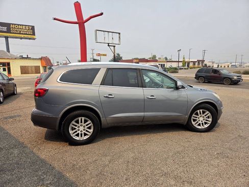 Used 2008 Buick Enclave CX w/ Driver Confidence Package FWD image 6