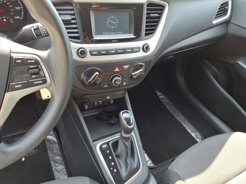 Used 2021 Hyundai Accent SE FWD image 33