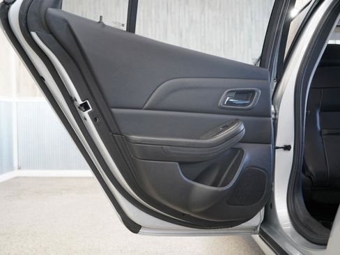 Used 2015 Chevrolet Malibu LTZ FWD image 33