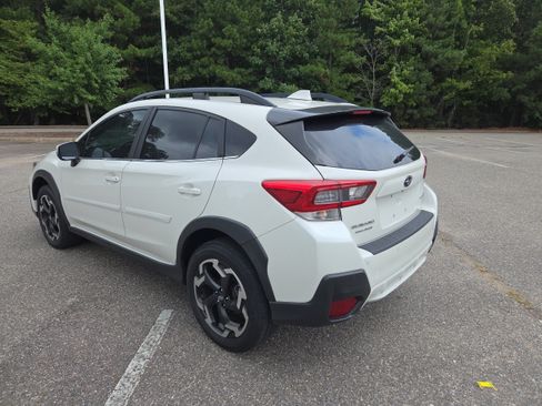 Used 2021 Subaru Crosstrek 2.5i Limited w/ Moonroof Package 1 AWD/4WD image 5
