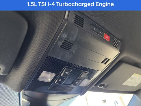 Used 2024 Volkswagen Jetta Sport image 29