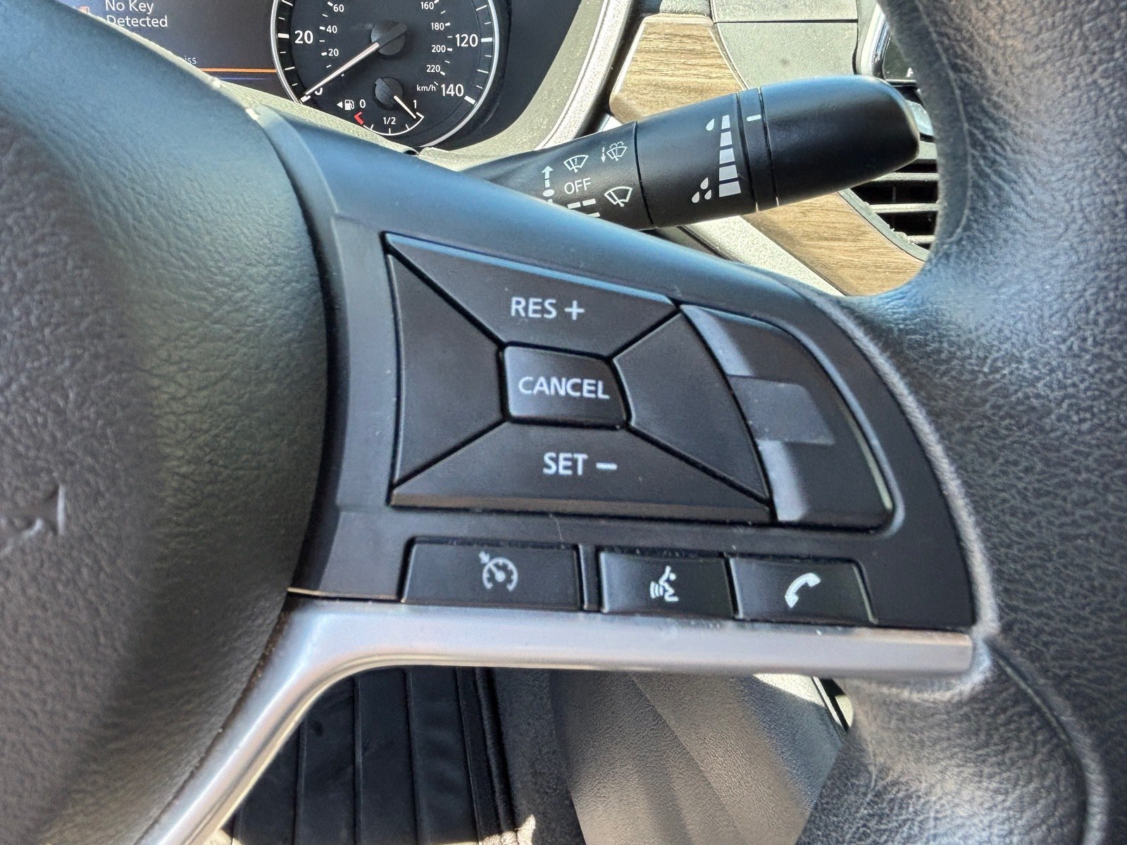 Used 2025 Nissan Altima 2.5 SV FWD image 22