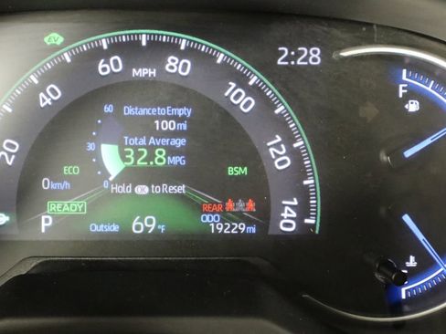 Used 2024 Toyota RAV4 XLE w/ Convenience Package image 38